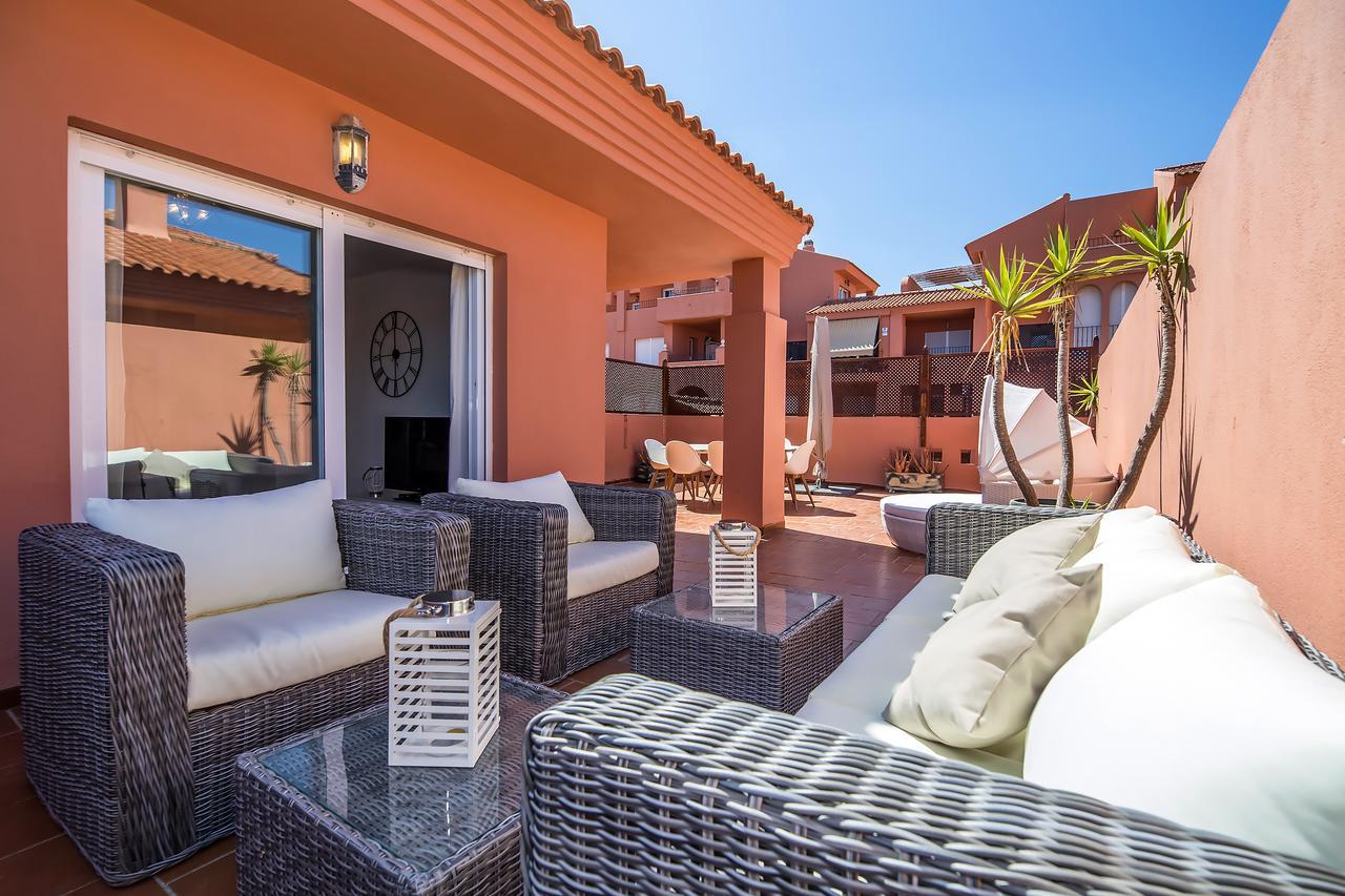 Los Hidalgos Penthouse Манилва Экстерьер фото